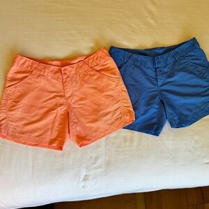Columbia PFG Omni Shade Women’s 2 Pair Shorts, Size Medium, Blue & Peachy orange